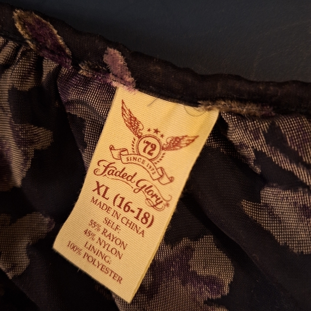 Floral Sheer Blouse with Purple Accents Faded Glory XL - Picture 4 of 5